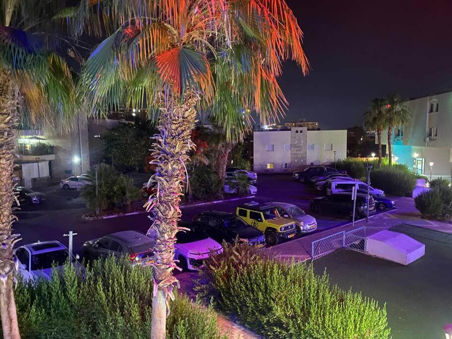 Apartamento Seaside House & Free Parking Eilat Exterior foto