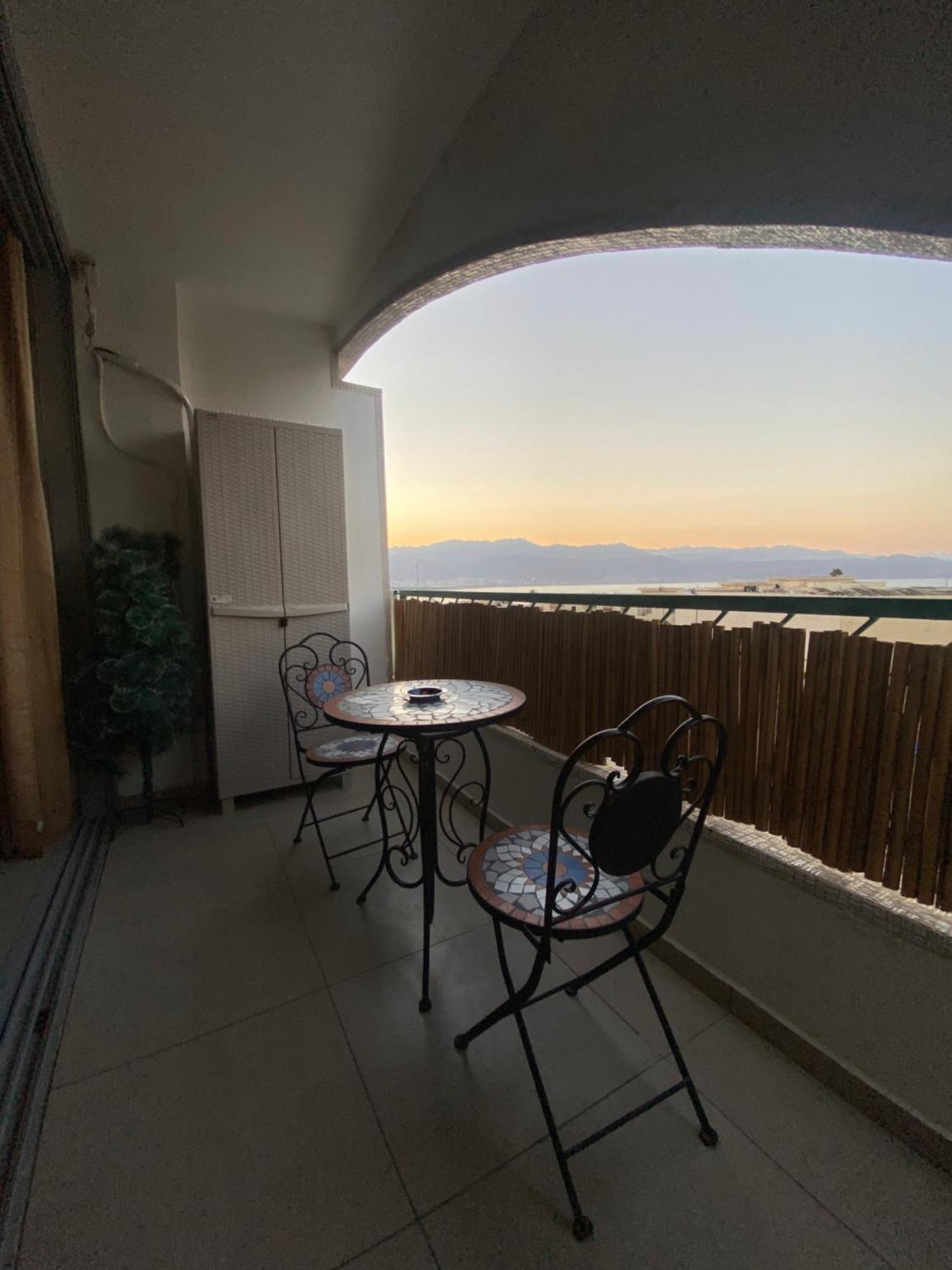 Apartamento Seaside House & Free Parking Eilat Exterior foto